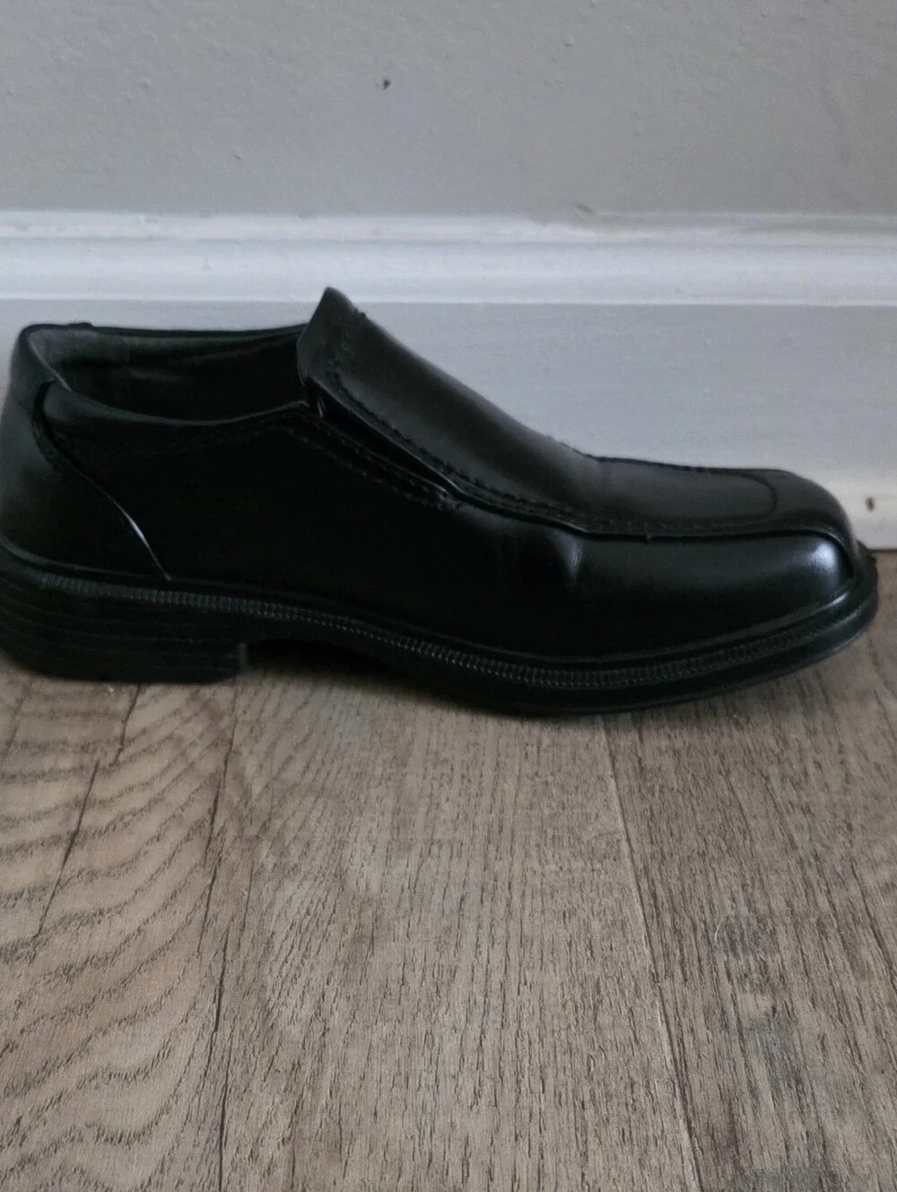 Deer Stags Boy's Black Slip-On Dress Loafers